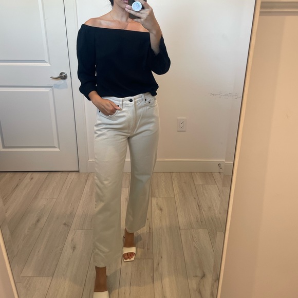 Babaton Aritzia Off Shoulder Blouse - Picture 2 of 12